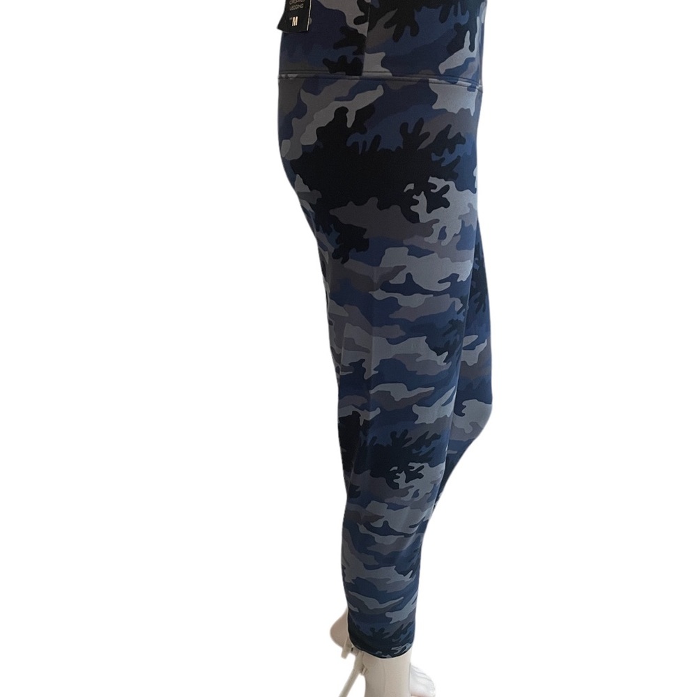 New with tags, J.Crew, crop athletic camo leggings, size medium - Picture 5 of 11